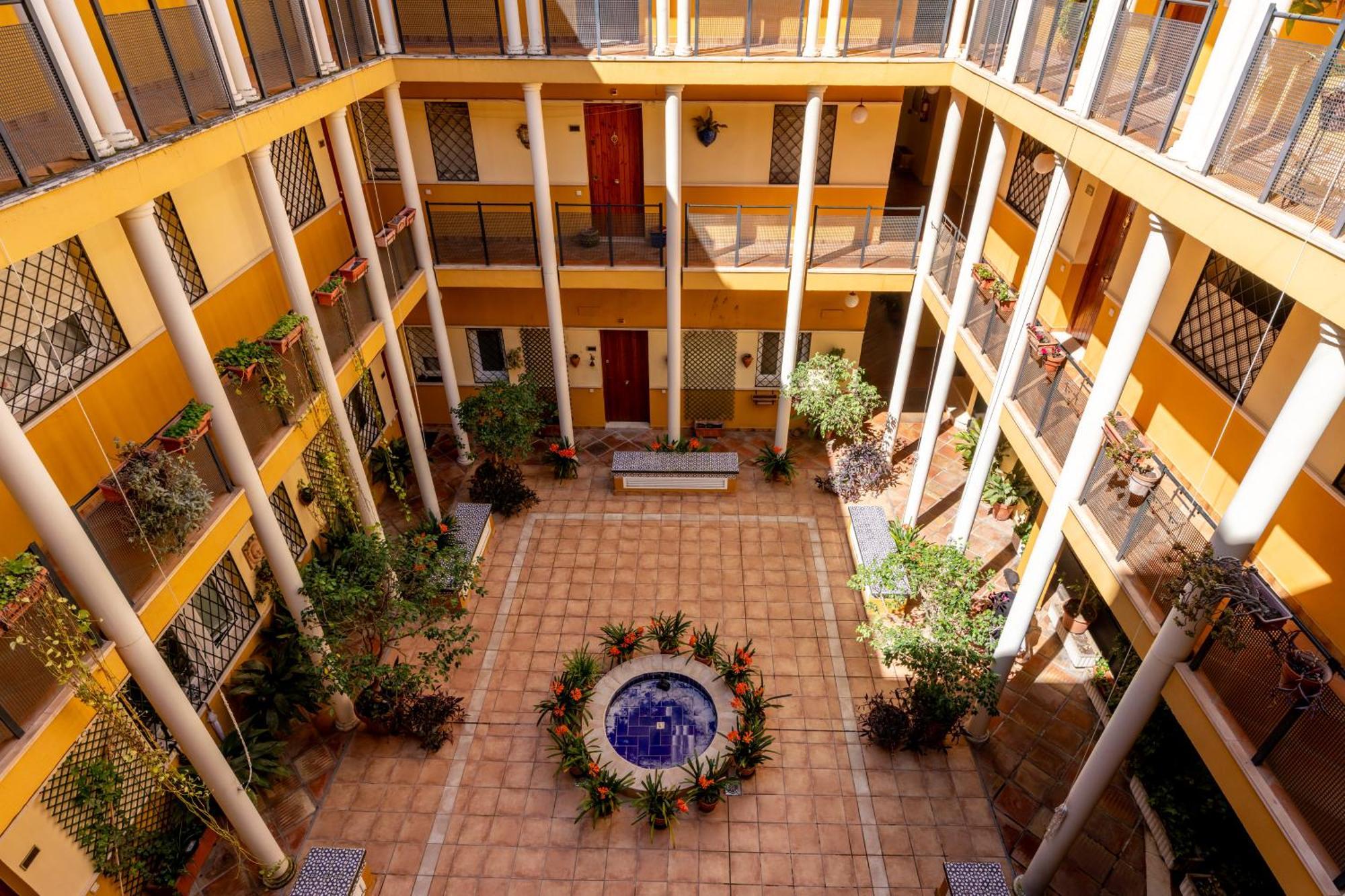 San Vicente-Museo Apartamento Σεβίλλη Εξωτερικό φωτογραφία