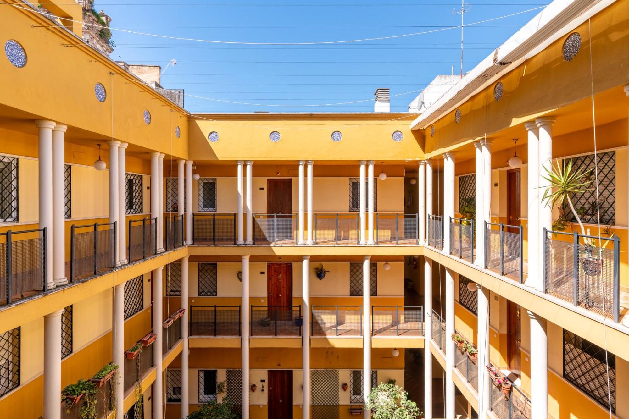 San Vicente-Museo Apartamento Σεβίλλη Εξωτερικό φωτογραφία