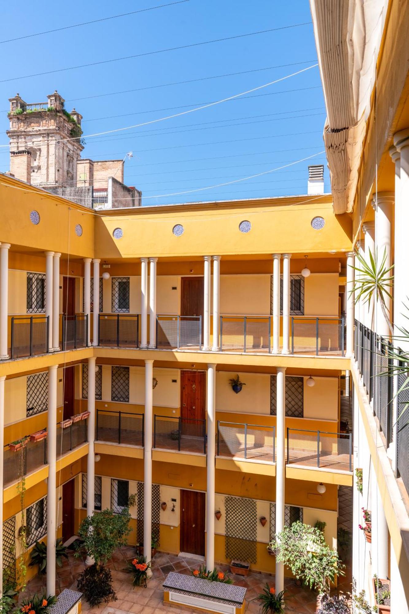 San Vicente-Museo Apartamento Σεβίλλη Εξωτερικό φωτογραφία