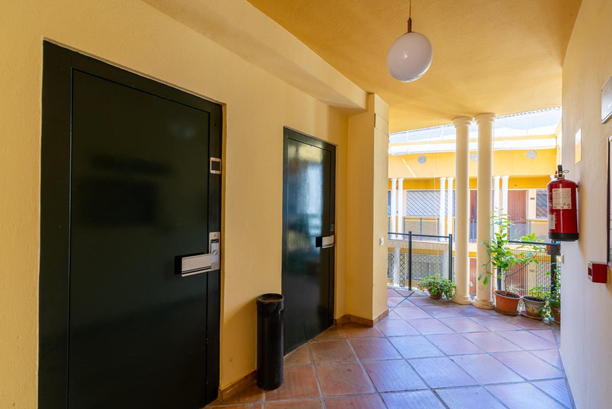 San Vicente-Museo Apartamento Σεβίλλη Εξωτερικό φωτογραφία